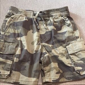 Abercrombie Kids Camouflage Cargo Shorts (Boys)
